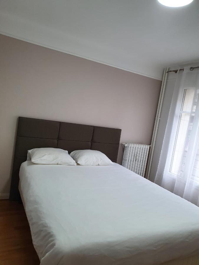 Bel Appartement 2 Pieces, Sortie De Metro Ligne 8 查伦顿·勒·彭特 外观 照片