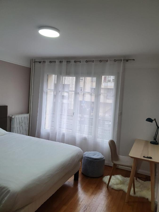 Bel Appartement 2 Pieces, Sortie De Metro Ligne 8 查伦顿·勒·彭特 外观 照片